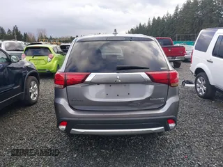 2017 Mitsubishi Outlander SE z VIN JA4AZ3A34HZ033833, wystawiony jako IAAI lot #41608628 z przebiegiem 80 382 mil mil oraz . Historia ofert i sprzedaży dostępna na DreamBid. Obrazek 17.