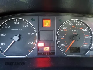 1996 Audi A6 z VIN WAUFA84A9TN007235, wystawiony jako Copart lot #78278774 z przebiegiem 148 857 mil mil oraz Tytuł czysty. Historia ofert i sprzedaży dostępna na DreamBid. Obrazek 9.