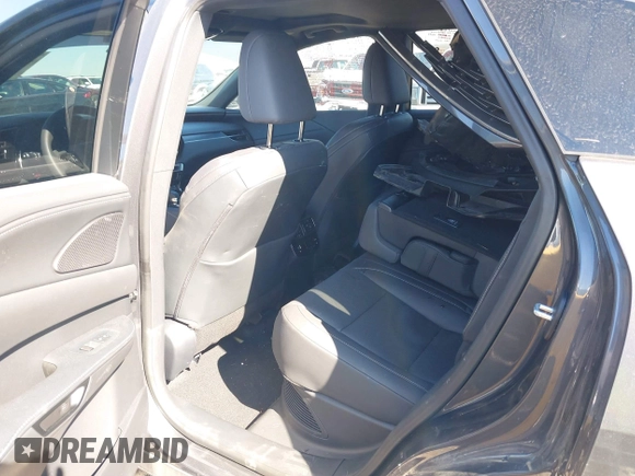 2024 Lexus RX 350h z VIN 2T2BBMCA5RC049966, wystawiony jako IAAI lot #41597363 z przebiegiem 12 936 mil mil oraz . Historia ofert i sprzedaży dostępna na DreamBid. Obrazek 8.