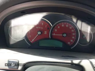 2004 Pontiac GTO z VIN 6G2VX12G04L295369, wystawiony jako IAAI lot #42244826 z przebiegiem Nie podano mil oraz . Historia ofert i sprzedaży dostępna na DreamBid. Obrazek 14.