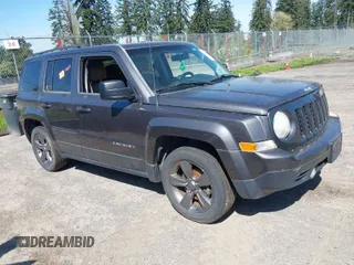2014 Jeep Patriot Latitude with VIN 1C4NJPFA5ED928074, listed as a IAAI auction lot 42035754 with 155,636 mi miles and . Bid and sale history available at carsss.com. Image 1.