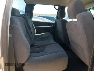 2005 Chevrolet Silverado 1500 LS z VIN 2GCEC13TX51291255, wystawiony jako Copart lot #54575475 z przebiegiem 120 145 mil mil oraz Szkoda całkowita • Salvage title. Historia ofert i sprzedaży dostępna na DreamBid. Obrazek 10.