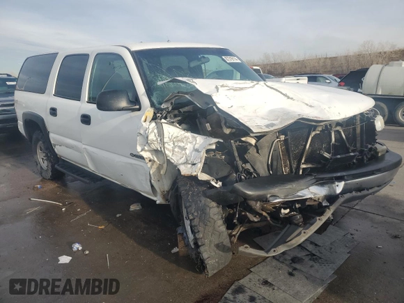 2001 Chevrolet Suburban LS with VIN 3GNGK26U31G110172, listed as a Copart auction lot 87319114 with 131,035 mi miles and Salvage Title. Bid and sale history available at carsss.com. Image 4.
