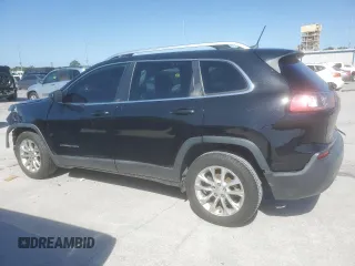 2019 Jeep Cherokee Latitude with VIN 1C4PJLCB9KD203992, listed as a Copart auction lot 52029165 with 135,534 mi miles and Salvage Title. Bid and sale history available at carsss.com. Image 2.