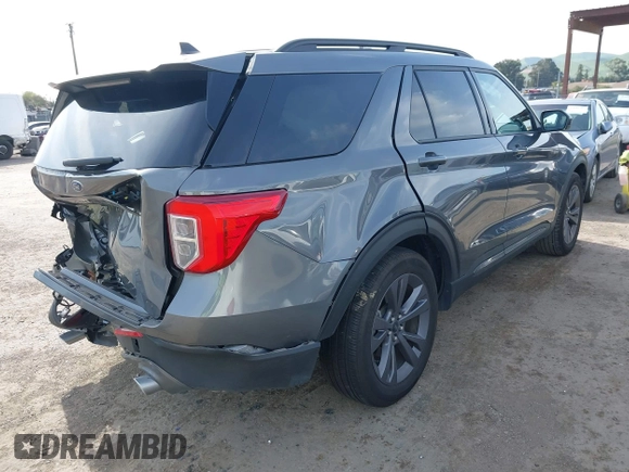 2023 Ford Explorer XLT with VIN 1FMSK7DH4PGC30228, listed as a IAAI auction lot 41851583 with 16,396 mi miles. Bid and sale history available at carsss.com. Image 4.