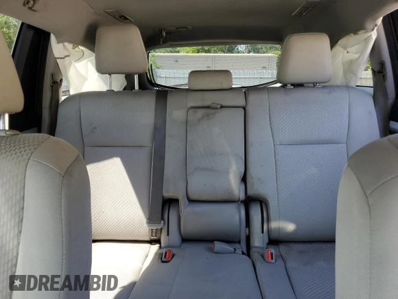 2018 Toyota Highlander LE z VIN 5TDZARFH0JS036985, wystawiony jako Copart lot #54472975 z przebiegiem 128 131 mil mil oraz Szkoda całkowita • Salvage title. Historia ofert i sprzedaży dostępna na DreamBid. Obrazek 10.