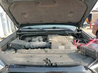2021 Toyota 4Runner SR5 с VIN JTEMU5JR1M5850059, выставлен на аукционе Copart как лот 67207925 с пробегом 38 741 миль миль и Списание • Salvage title. История ставок и продаж доступна на DreamBid. Изображение 16.