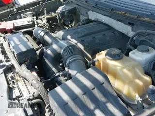 2011 Ford F-150 XLT z VIN 1FTFW1ET2BFC27398, wystawiony jako IAAI lot #43106954 z przebiegiem 191 159 mil mil oraz . Historia ofert i sprzedaży dostępna na DreamBid. Obrazek 19.