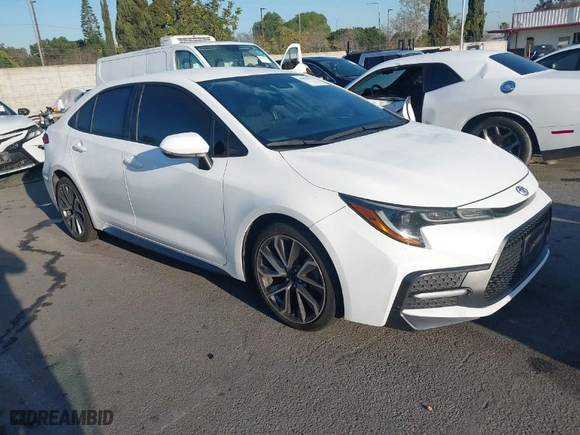 2021 Toyota Corolla SE with VIN 5YFS4MCE2MP068307, listed as a IAAI auction lot 41838172 with 82,638 mi miles. Bid and sale history available at carsss.com. Image 1.