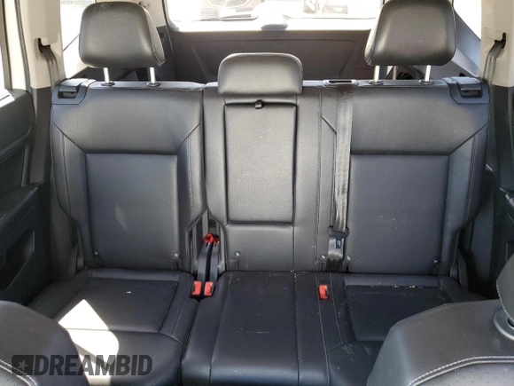 2018 Volkswagen Atlas SE with VIN 1V2CR2CAXJC543664, listed as a Copart auction lot 63707945 with 126,490 mi miles and Salvage title. Bid and sale history available at DreamBid. Image 10.