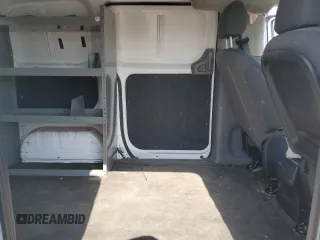 2019 Nissan NV200 S z VIN 3N6CM0KN1KK698735, wystawiony jako Copart lot #55695395 z przebiegiem 140 543 mil mil oraz Szkoda całkowita • Salvage title. Historia ofert i sprzedaży dostępna na DreamBid. Obrazek 11.
