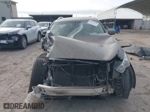 2011 Infiniti FX35 with VIN JN8AS1MU6BM710506, listed as a IAAI auction lot 41837535 with 1 mi miles. Bid and sale history available at carsss.com. Image 13.