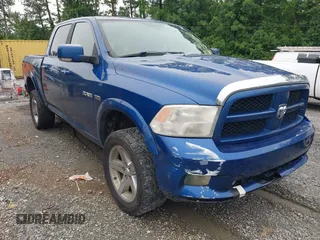 2009 Dodge 1500 Laramie z VIN 1D3HV13TX9S751888, wystawiony jako IAAI lot #42367204 z przebiegiem 206 933 mil mil oraz . Historia ofert i sprzedaży dostępna na DreamBid. Obrazek 1.