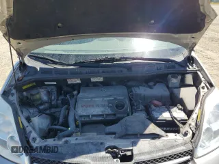 2004 Toyota Sienna XLE with VIN 5TDBA22C34S016138, listed as a Copart auction lot 55822625 with 204,018 mi miles and Clean Title. Bid and sale history available at DreamBid. Image 12.