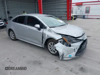 2025 Toyota Corolla LE z VIN 5YFB4MDE8SP244854, wystawiony jako IAAI lot #41710984 z przebiegiem 7 958 mil mil oraz . Historia ofert i sprzedaży dostępna na DreamBid. Obrazek 1.
