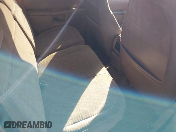 1997 Ford Explorer XL with VIN 1FMDU34X2VUD27865, listed as a IAAI auction lot 40701506 with 341,563 mi miles and . Bid and sale history available at DreamBid. Image 8.