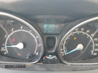 2015 Ford Fiesta SE z VIN 3FADP4BJXFM219540, wystawiony jako Copart lot #54780125 z przebiegiem 163 370 mil mil oraz Szkoda całkowita • Salvage title. Historia ofert i sprzedaży dostępna na DreamBid. Obrazek 9.
