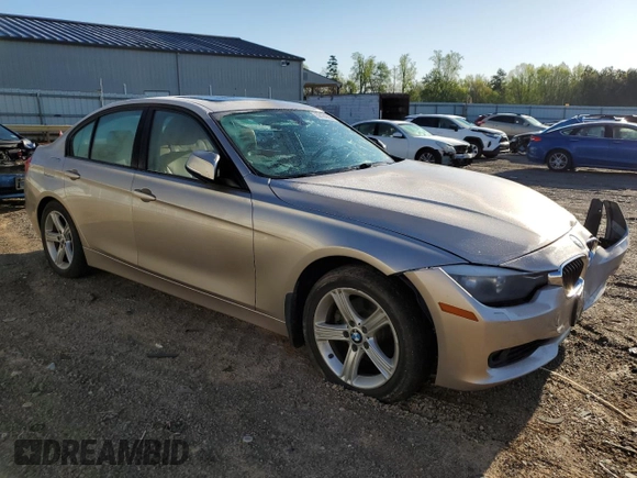 2013 BMW 3 Series 328i xDrive z VIN WBA3B5C57DF592525, wystawiony jako Copart lot #52164485 z przebiegiem 139 135 mil mil oraz Czysty tytuł • Clean title. Historia ofert i sprzedaży dostępna na DreamBid. Obrazek 4.