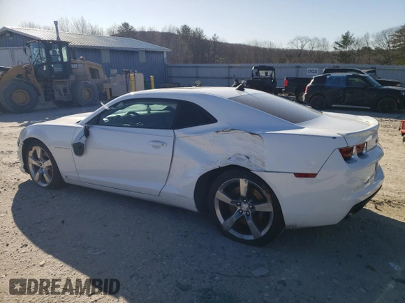 2010 Chevrolet Camaro 2SS z VIN 2G1FK1EJ5A9135194, wystawiony jako Copart lot #47948865 z przebiegiem 43 834 mil mil oraz Tytuł czysty. Historia ofert i sprzedaży dostępna na DreamBid. Obrazek 2.