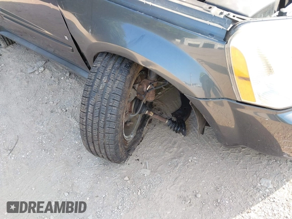 2009 Chevrolet Equinox LS with VIN 2CNDL13F696204249, listed as a IAAI auction lot 39913002 with 68,103 mi miles and . Bid and sale history available at DreamBid. Image 12.