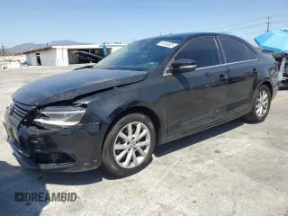 2013 Volkswagen Jetta SE with VIN 3VWDP7AJ0DM422704, listed as a Copart auction lot 59164805 with 129,990 mi miles and Salvage title. Bid and sale history available at DreamBid. Image 1.