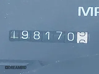 1997 Chevrolet Tahoe z VIN 1GNEK13R4VJ418974, wystawiony jako IAAI lot #41560411 z przebiegiem 198 170 mil mil oraz . Historia ofert i sprzedaży dostępna na DreamBid. Obrazek 15.