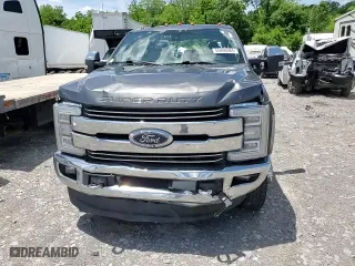 2019 Ford Super Duty F-350 DRW XL with VIN 1FT8W3DT0KEF32832, listed as a Copart auction lot 55496984 with 255,549 mi miles and Salvage Title. Bid and sale history available at carsss.com. Image 11.