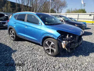 2017 Hyundai Tucson Limited z VIN KM8J3CA23HU328915, wystawiony jako Copart lot #54921755 z przebiegiem 113 812 mil mil oraz Szkoda całkowita • Salvage title. Historia ofert i sprzedaży dostępna na DreamBid. Obrazek 4.