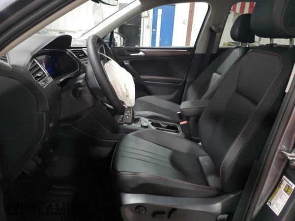 2024 Volkswagen Tiguan Wolfsburg Edition with VIN 3VVAB7AX8RM226463, listed as a Copart auction lot 55595495 with 3,417 mi miles and Salvage title. Bid and sale history available at DreamBid. Image 7.