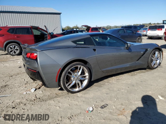 2015 Chevrolet Corvette Z51 3LT z VIN 1G1YM2D7XF5112657, wystawiony jako Copart lot #89336445 z przebiegiem Nie podano mil oraz Nie do naprawy • Non repairable. Historia ofert i sprzedaży dostępna na DreamBid. Obrazek 3.