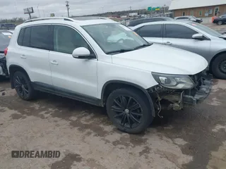 2016 Volkswagen Tiguan S with VIN WVGBV7AX0GW550784, listed as a IAAI auction lot 41817544 with 109,246 mi miles and . Bid and sale history available at DreamBid. Image 1.