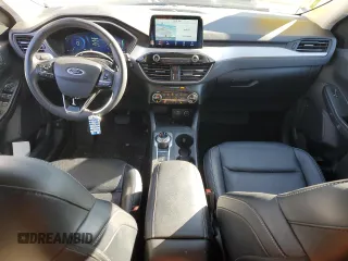 2021 Ford Escape SEL with VIN 1FMCU9H9XMUB02165, listed as a Copart auction lot 44816935 with 35,305 mi miles and Salvage Title. Bid and sale history available at DreamBid. Image 8.