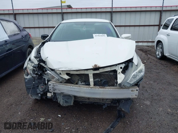 2016 Nissan Altima SR with VIN 1N4AL3AP8GC194137, listed as a IAAI auction lot 41963692 with 206,150 mi miles and . Bid and sale history available at DreamBid. Image 12.