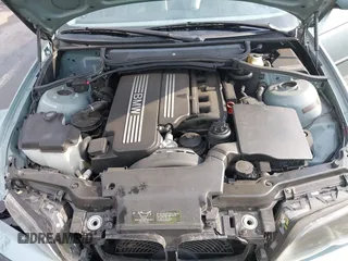 2003 BMW 3 Series 325i with VIN WBAAZ33423KP79661, listed as a IAAI auction lot 41289029 with 47,537 mi miles. Bid and sale history available at carsss.com. Image 10.