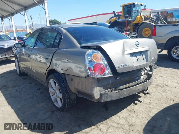 2004 Nissan Altima S with VIN 1N4AL11D94C123437, listed as a IAAI auction lot 41878048 with 1 mi miles. Bid and sale history available at carsss.com. Image 3.