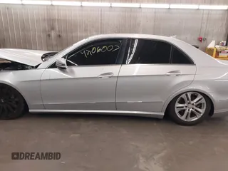 2011 Mercedes-Benz E 550 Luxury с VIN WDDHF7CBXBA346597, выставлен на аукционе IAAI как лот 42060007 с пробегом 120 123 миль миль и . История ставок и продаж доступна на DreamBid. Изображение 14.