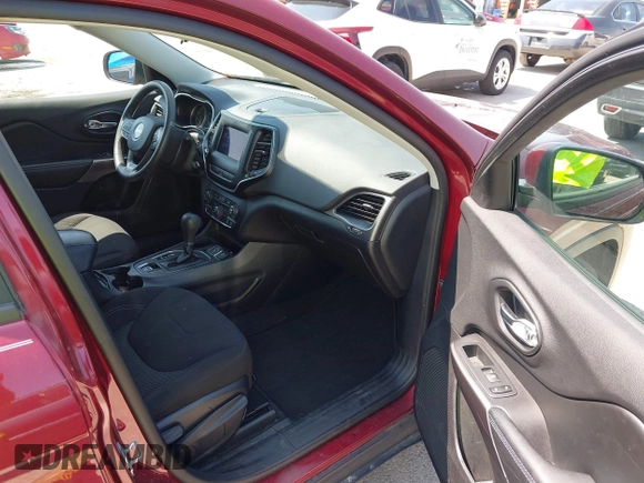 2020 Jeep Cherokee Latitude with VIN 1C4PJLCB4LD615142, listed as a IAAI auction lot 42116038 with 52,250 mi miles and . Bid and sale history available at DreamBid. Image 5.