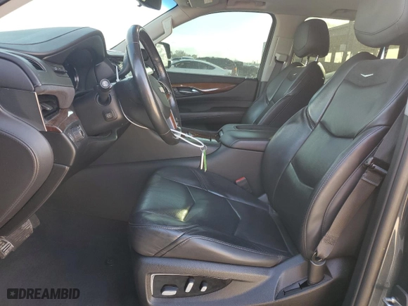 2019 Cadillac Escalade Luxury with VIN 1GYS3BKJXKR208686, listed as a Copart auction lot 87474004 with 82,801 mi miles and Salvage Title. Bid and sale history available at carsss.com. Image 7.
