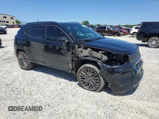 2022 Jeep Compass High Altitude with VIN 3C4NJDCB2NT122828, listed as a Copart auction lot 58183135 with 35,522 mi miles and Salvage title. Bid and sale history available at DreamBid. Image 4.