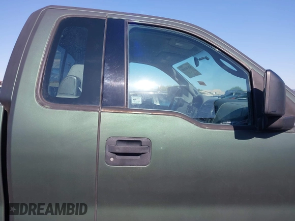 2004 Ford F-150 XL with VIN 1FTRF12W54NB72689, listed as a IAAI auction lot 42646140 with 116,909 mi miles and . Bid and sale history available at DreamBid. Image 14.