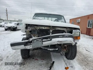 1994 Ford F-250 with VIN 1FTHX26M6RKB49759, listed as a Copart auction lot 85785514 with 371,640 mi miles and Salvage Title. Bid and sale history available at carsss.com. Image 5.