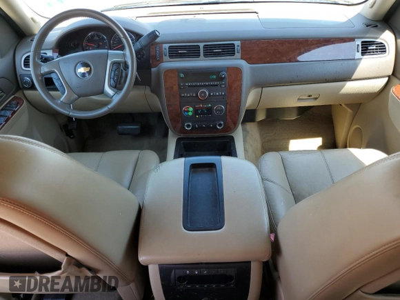 2011 Chevrolet Tahoe LT with VIN 1GNSCBE03BR266896, listed as a Copart auction lot 53050875 with 111,351 mi miles and Salvage title. Bid and sale history available at DreamBid. Image 8.