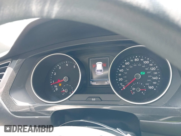 2019 Volkswagen Tiguan S z VIN 3VV0B7AX2KM118969, wystawiony jako IAAI lot #42148251 z przebiegiem 70 888 mil mil oraz . Historia ofert i sprzedaży dostępna na DreamBid. Obrazek 15.
