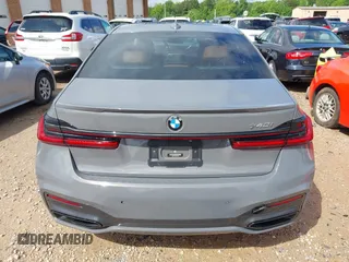 2020 BMW 7 Series 740i z VIN WBA7T2C0XLGF96842, wystawiony jako IAAI lot #42230866 z przebiegiem 60 664 mil mil oraz . Historia ofert i sprzedaży dostępna na DreamBid. Obrazek 17.