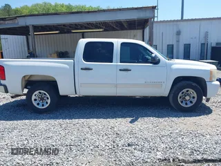 2008 Chevrolet Silverado 1500 Work Truck with VIN 2GCEC13C181132693, listed as a IAAI auction lot 41994372 with 279,032 mi miles and . Bid and sale history available at DreamBid. Image 13.
