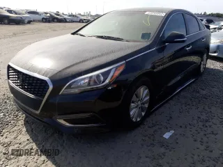 2017 Hyundai Sonata Hybrid SE with VIN KMHE24L31HA067706, listed as a Copart auction lot 63690862 with 137,346 mi miles. Bid and sale history available at carsss.com. Image 2.