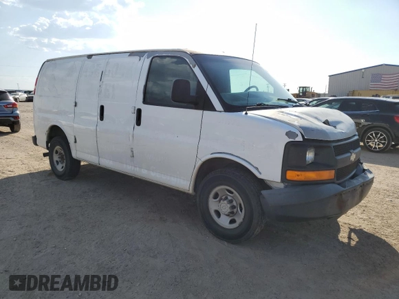 2008 Chevrolet Express Cargo Van with VIN 1GCGG25C981153233, listed as a Copart auction lot 75622054 with 242,920 mi miles and Salvage Title. Bid and sale history available at carsss.com. Image 4.