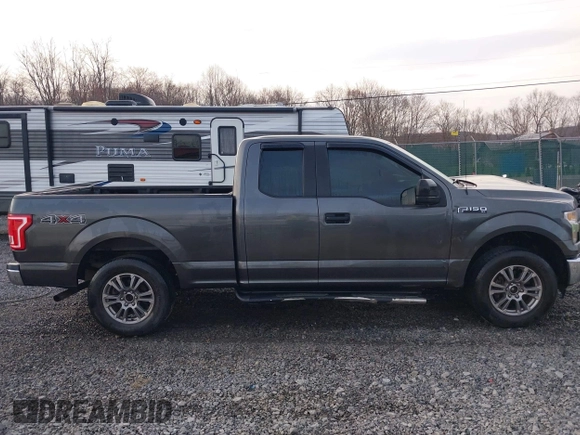 2017 Ford F-150 XL with VIN 1FTEX1E87HFB40254, listed as a IAAI auction lot 41899190 with 91,531 mi miles and . Bid and sale history available at carsss.com. Image 13.