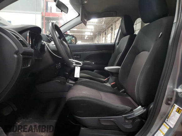 2019 Mitsubishi Outlander ES z VIN JA4AR3AU9KU022808, wystawiony jako Copart lot #53060535 z przebiegiem 87 160 mil mil oraz Szkoda całkowita • Salvage title. Historia ofert i sprzedaży dostępna na DreamBid. Obrazek 7.