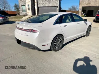 2019 Lincoln MKZ Standard with VIN 3LN6L5A91KR609138, listed as a Copart auction lot 47172775 with 81,854 mi miles and Salvage Title. Bid and sale history available at carsss.com. Image 4.